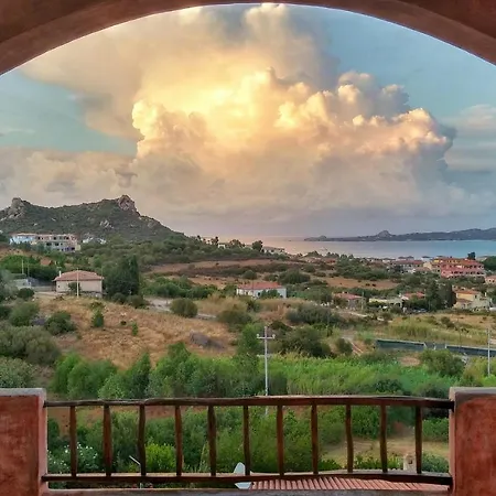 La Costa View Aparthotel 3*