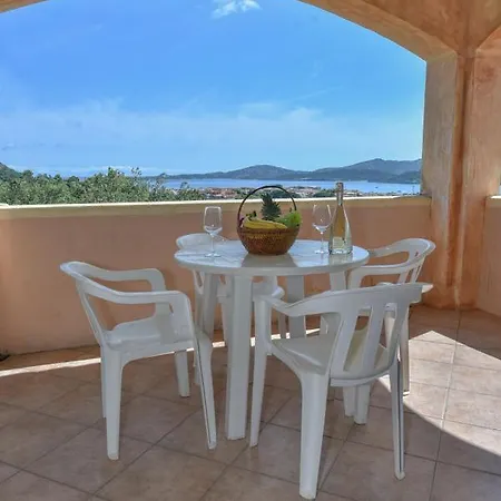 La Costa View 아파트호텔 아르자케나