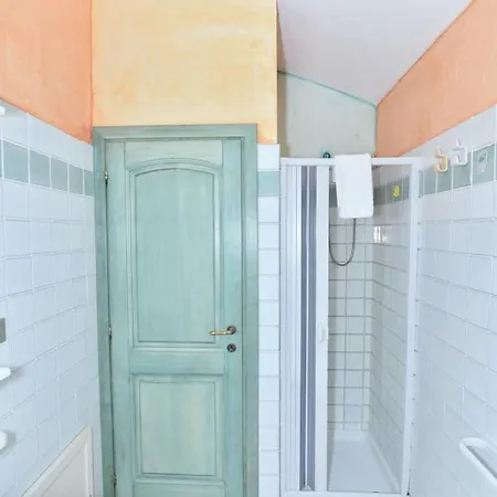 La Costa View 3* 아르자케나