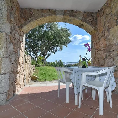 Aparthotel La Costa View 3*