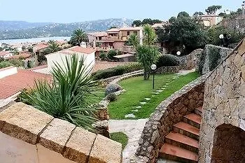 Apart Otel La Costa View 3*