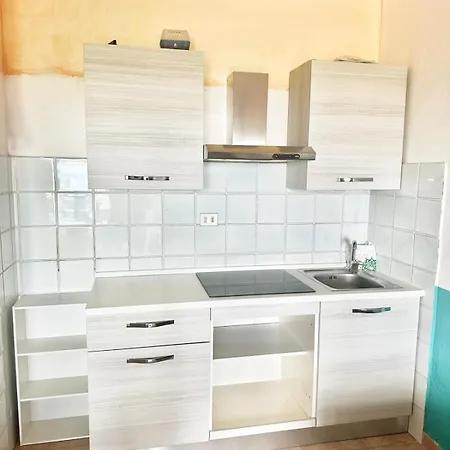 La Costa View 3* アルツァケーナ