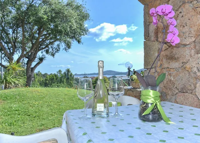 公寓式酒店 La Costa View 阿尔扎凯纳